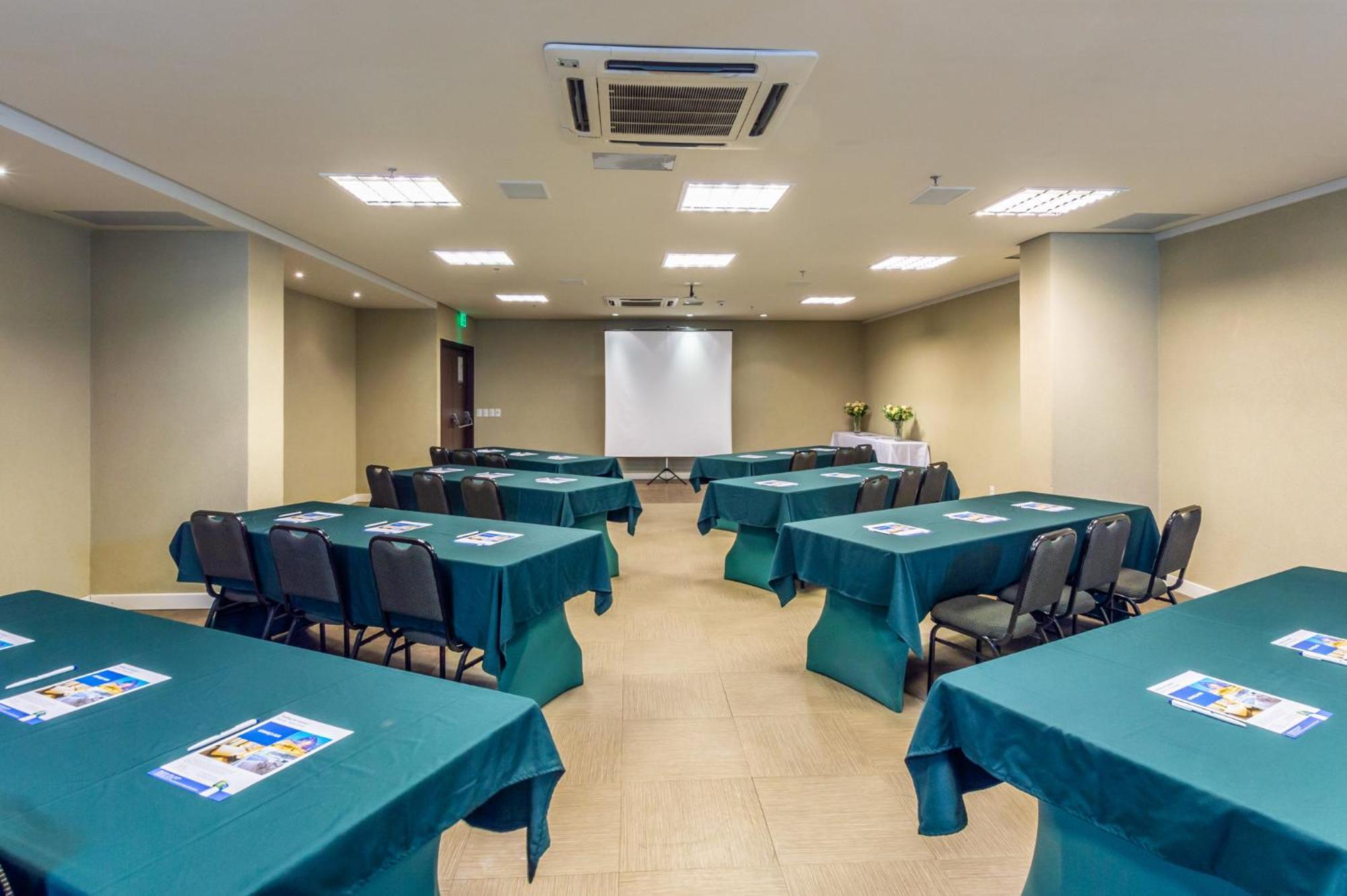 Hilton Garden Inn Maceio Экстерьер фото