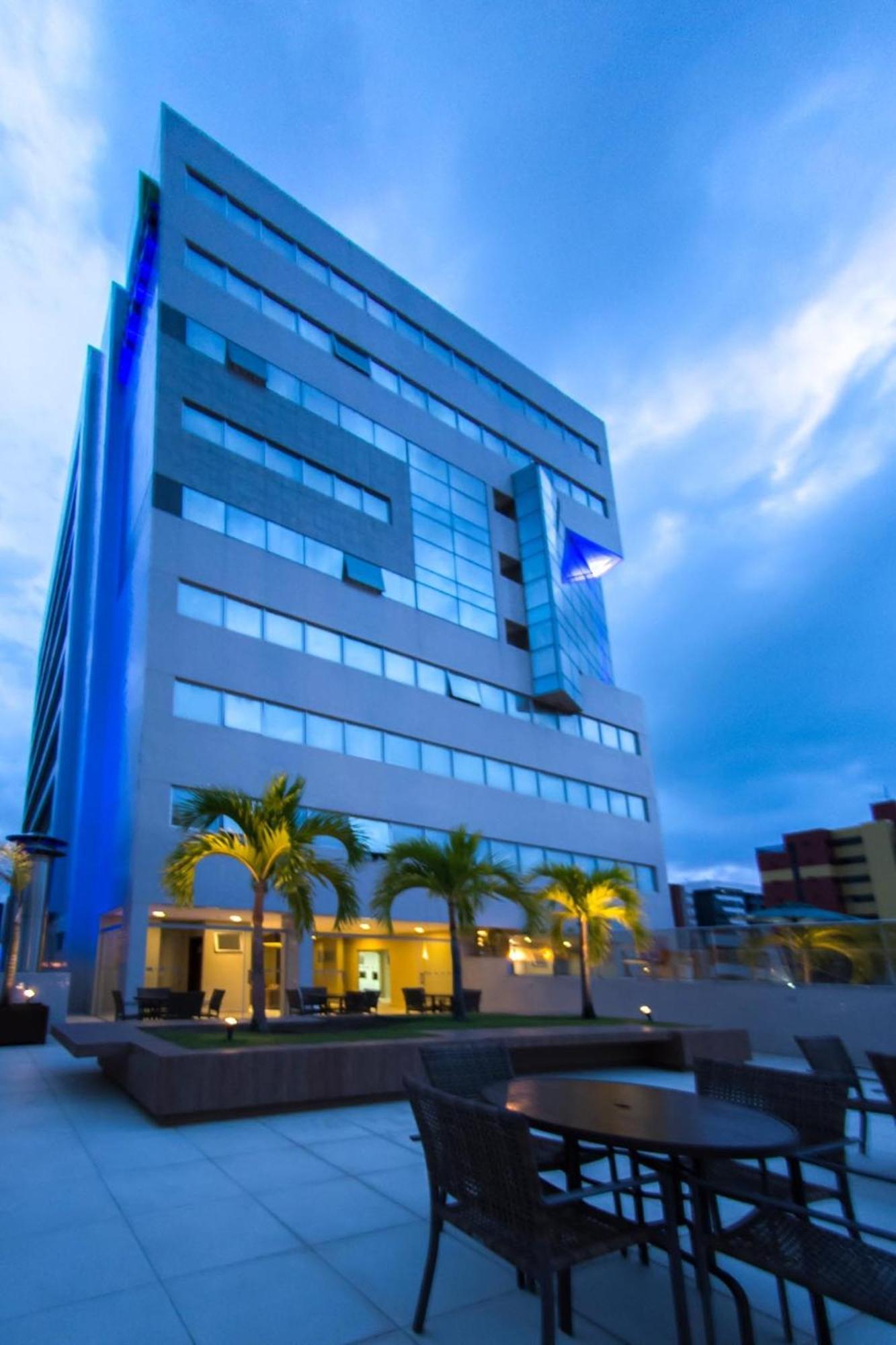 Hilton Garden Inn Maceio Экстерьер фото